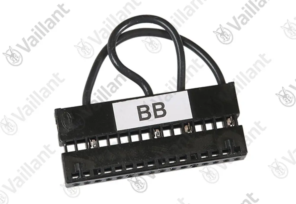 Vaillant Stecker mit mehreren Anschlüssen und Kabeln, beschriftet mit "BB". Verwendung in Heizungs- oder Regelungssystemen.